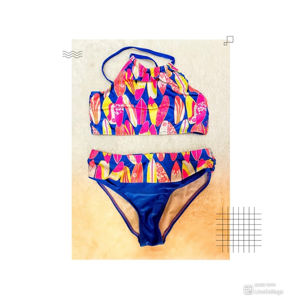 **𝚂𝚊𝚟𝚎 𝚂𝚊𝚟𝚎 𝚂𝚊𝚟𝚎** 𝙱𝚞𝚢 𝚊𝚕𝚕 𝟹 𝚜𝚠𝚒𝚖 𝚜𝚞𝚒𝚝𝚜❤️ - Picture 2 of 3